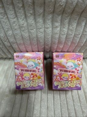 Set of Two (2) "Good Things Happen" Hug Series of Love Beans. New in boxes.